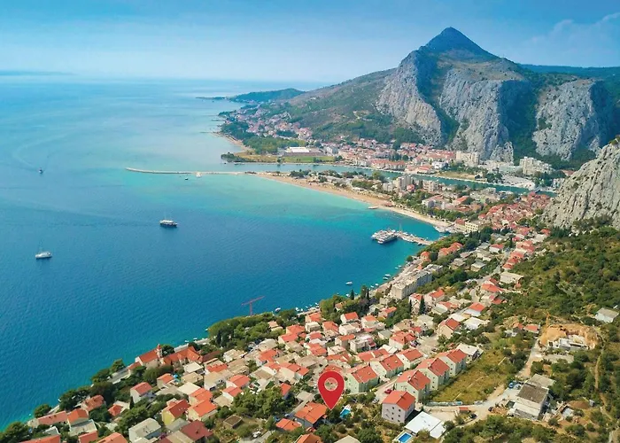 Stunning Home In Omis